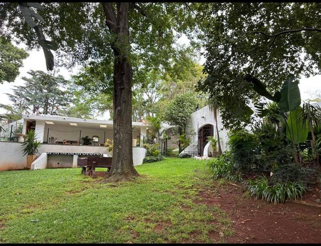 5 BEDROOM HOUSE FOR SALE IN WATERKLOOF